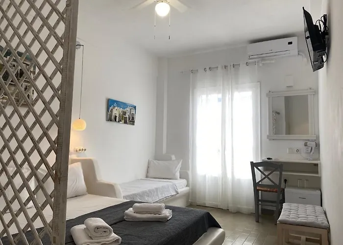 Serene Hill Hotel Naoussa