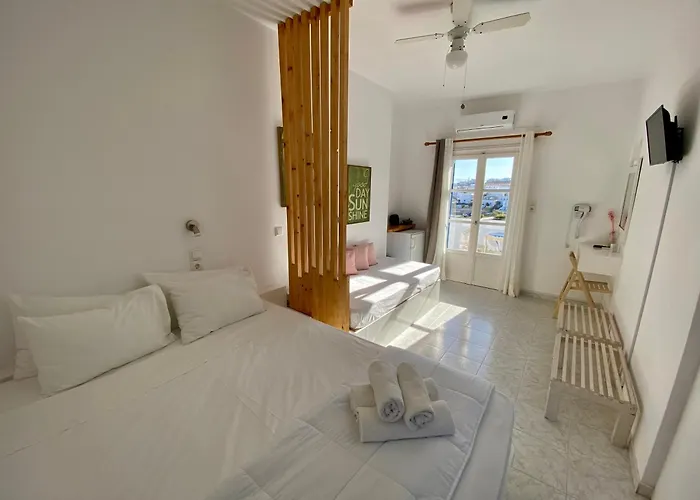 Serene Hill Hotel Naoussa