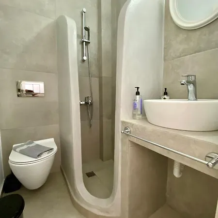 Hotel Serene Hill *